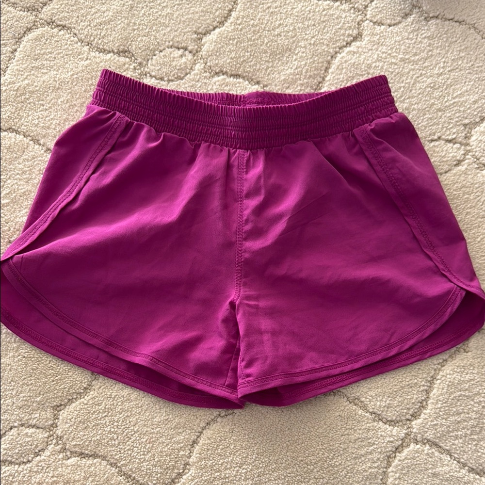 Girls Old Navy  magenta  Athletic Shorts—size 8(M)